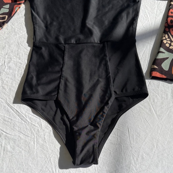 Seea Long Sleeve One-Piece Swimsuit in Black with Multicolor Print Sleeves - Picture 6 of 8